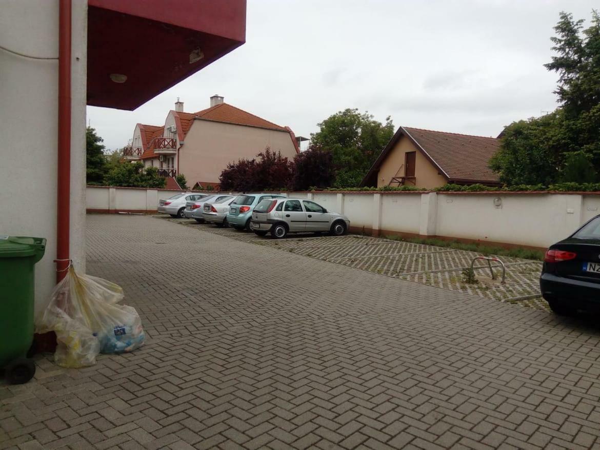 Betty-Major Apartman Hajdúszoboszló المظهر الخارجي الصورة